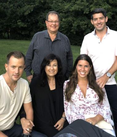 Roland and Shelley Frankel and children