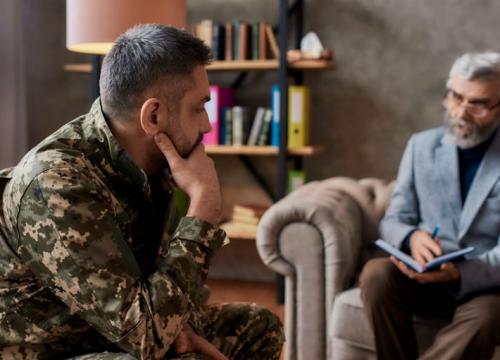 Veteran speaking with a therapist